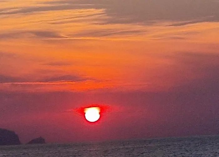 米拉马雷公寓式酒店 4* 法维尼亚纳